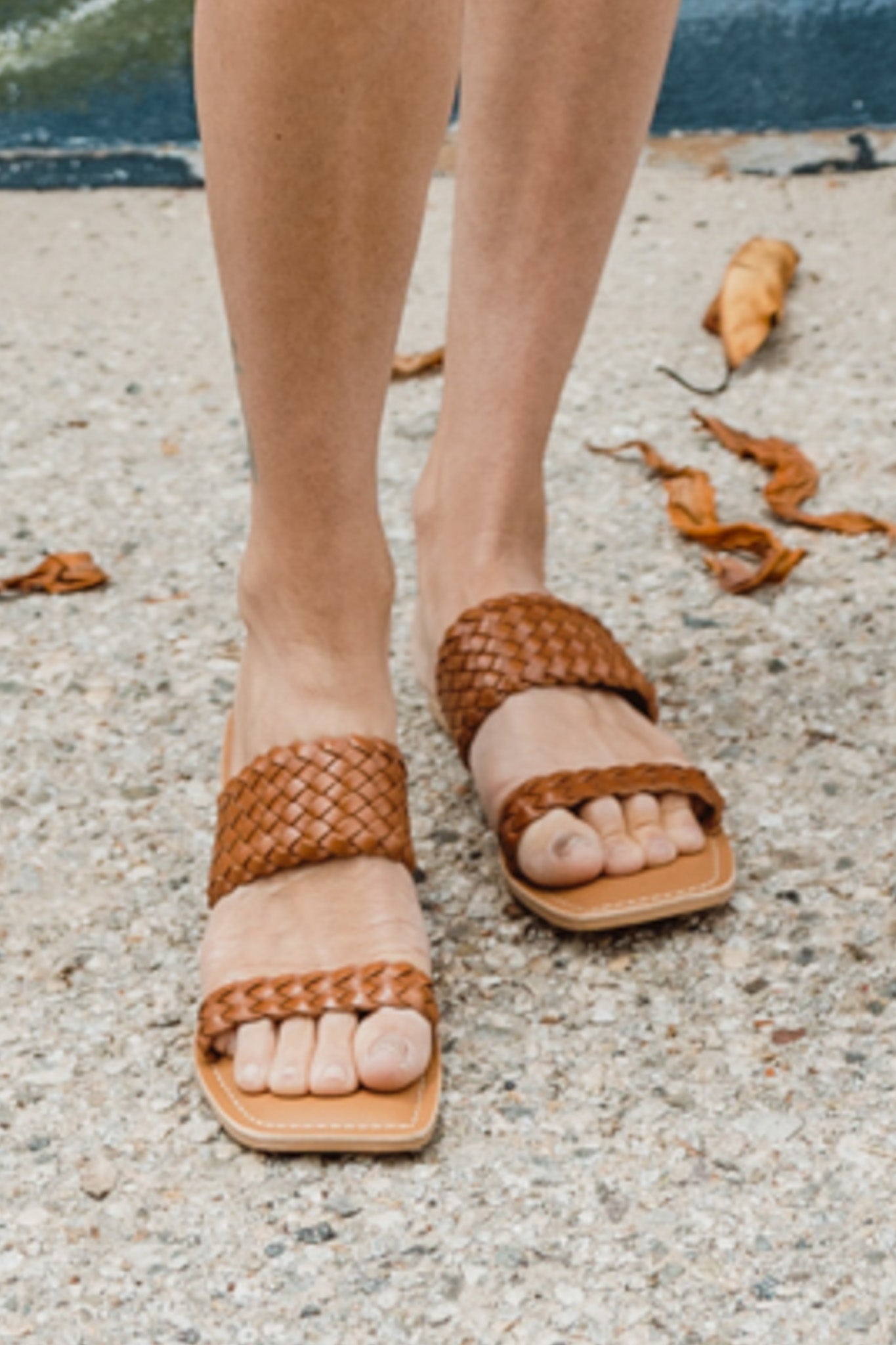 Isle Slide Sandal (Cognac)