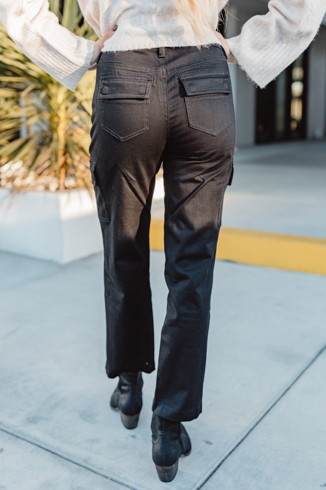 Ivy Cargo Pant (Bold Black)