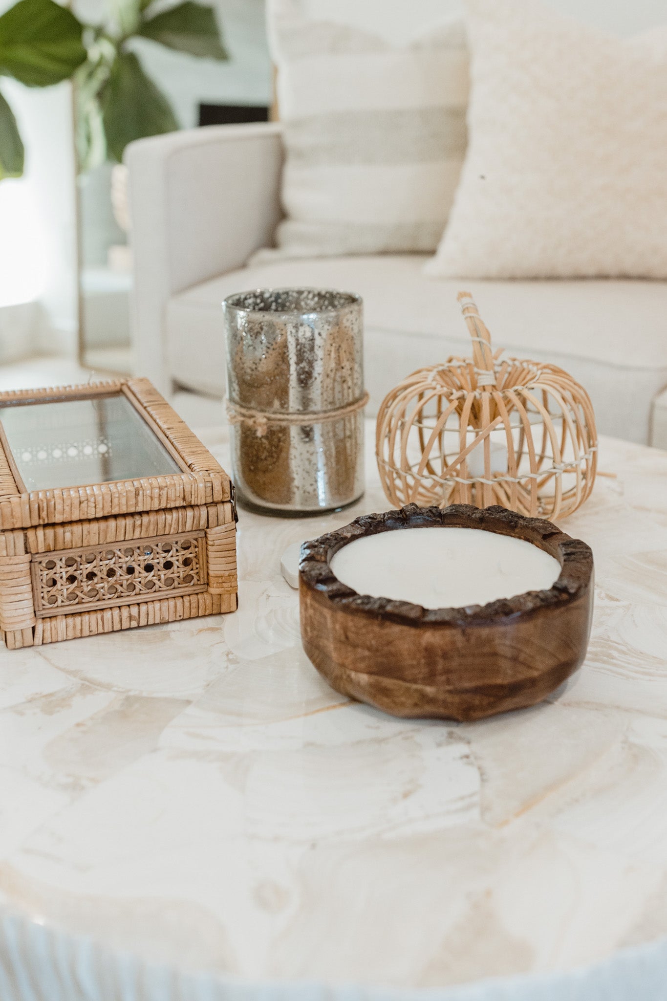 Endurance Medium Candle Wood Bowl (Tobacco Bark)