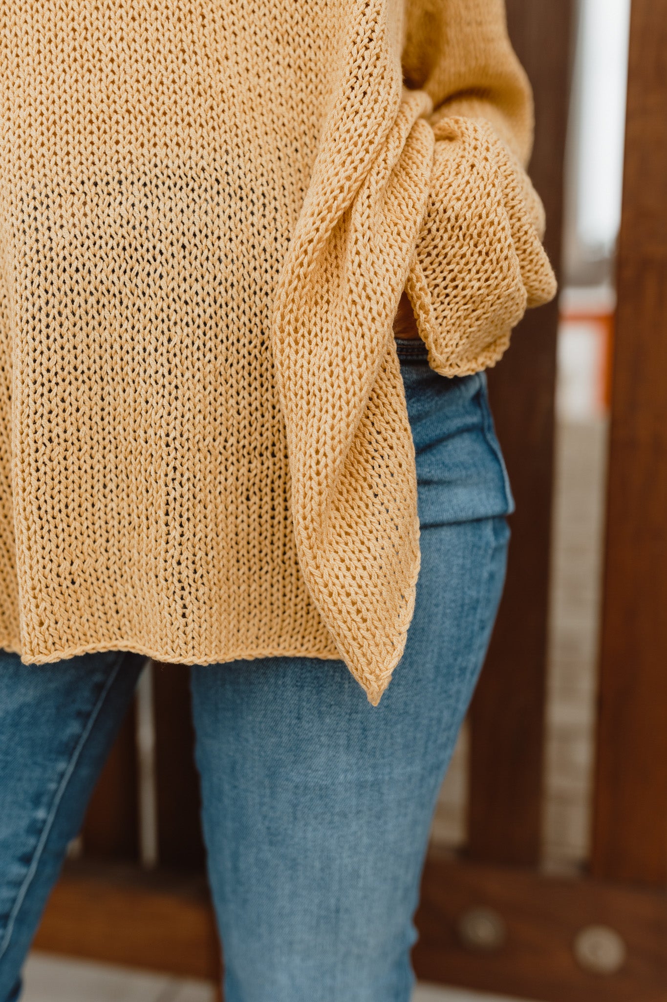 Shirt Tail V Cotton (Cornsilk)