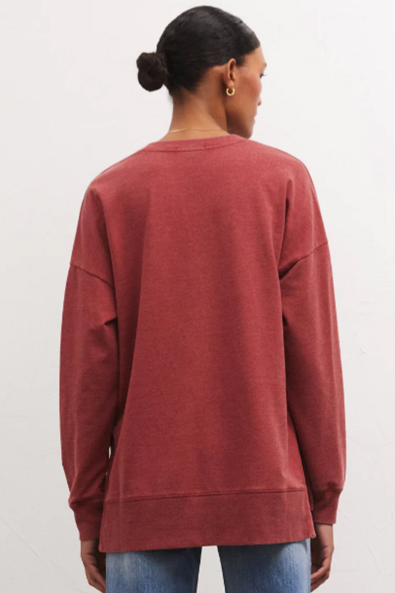 Modern V-Neck Weekender (Ruby)