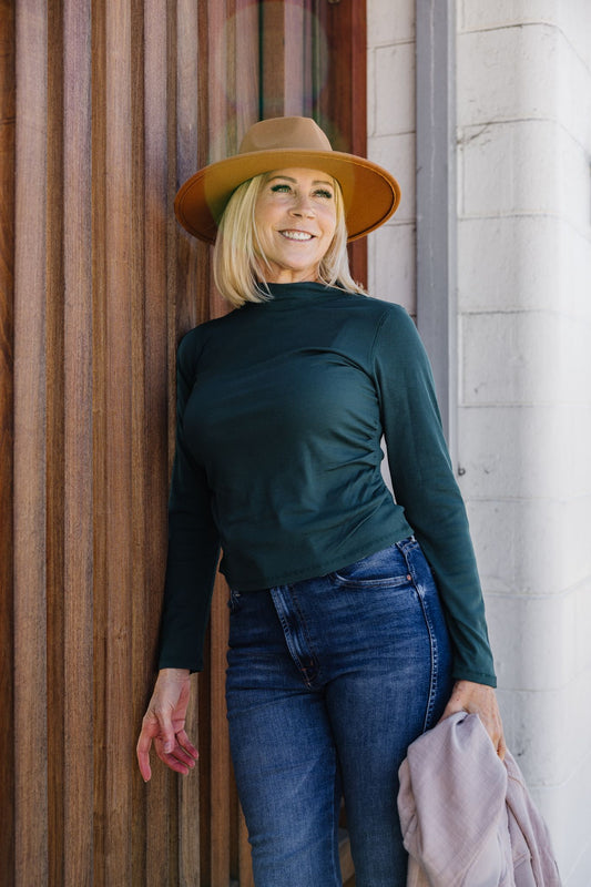 The Kamari - Pine Needle