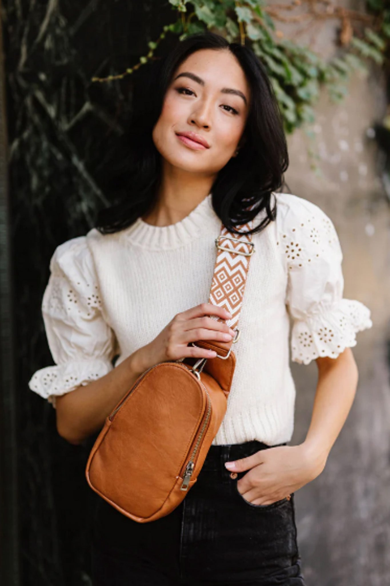 Sutton Sling Crossbody Fanny Bag (Camel)