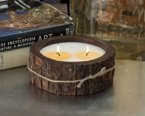 Rustic Medium Tree Bark Pot Candle - Grapefruit Pine/ Tobacco Bark